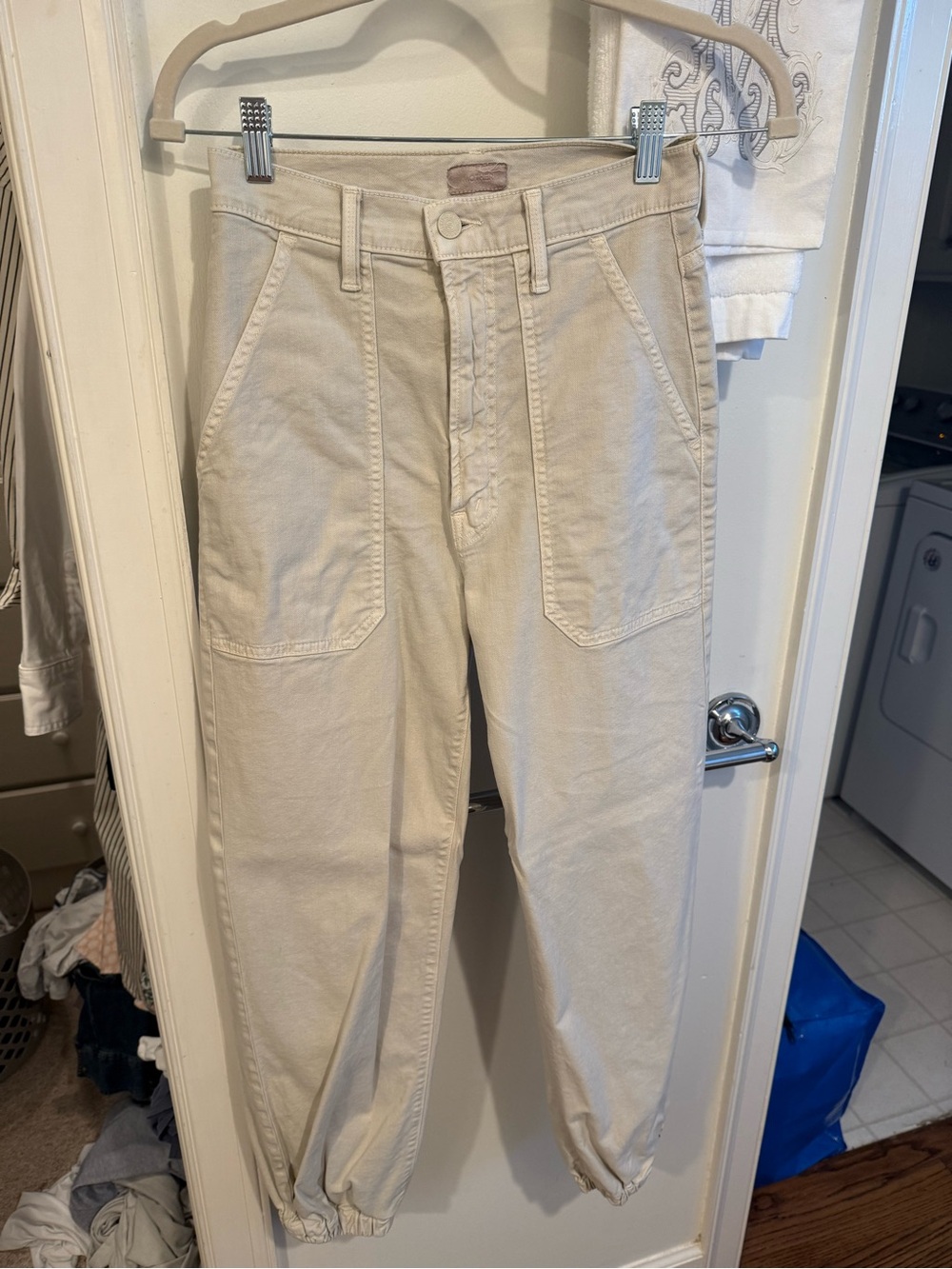 Mother Cuffed Jeans Cream